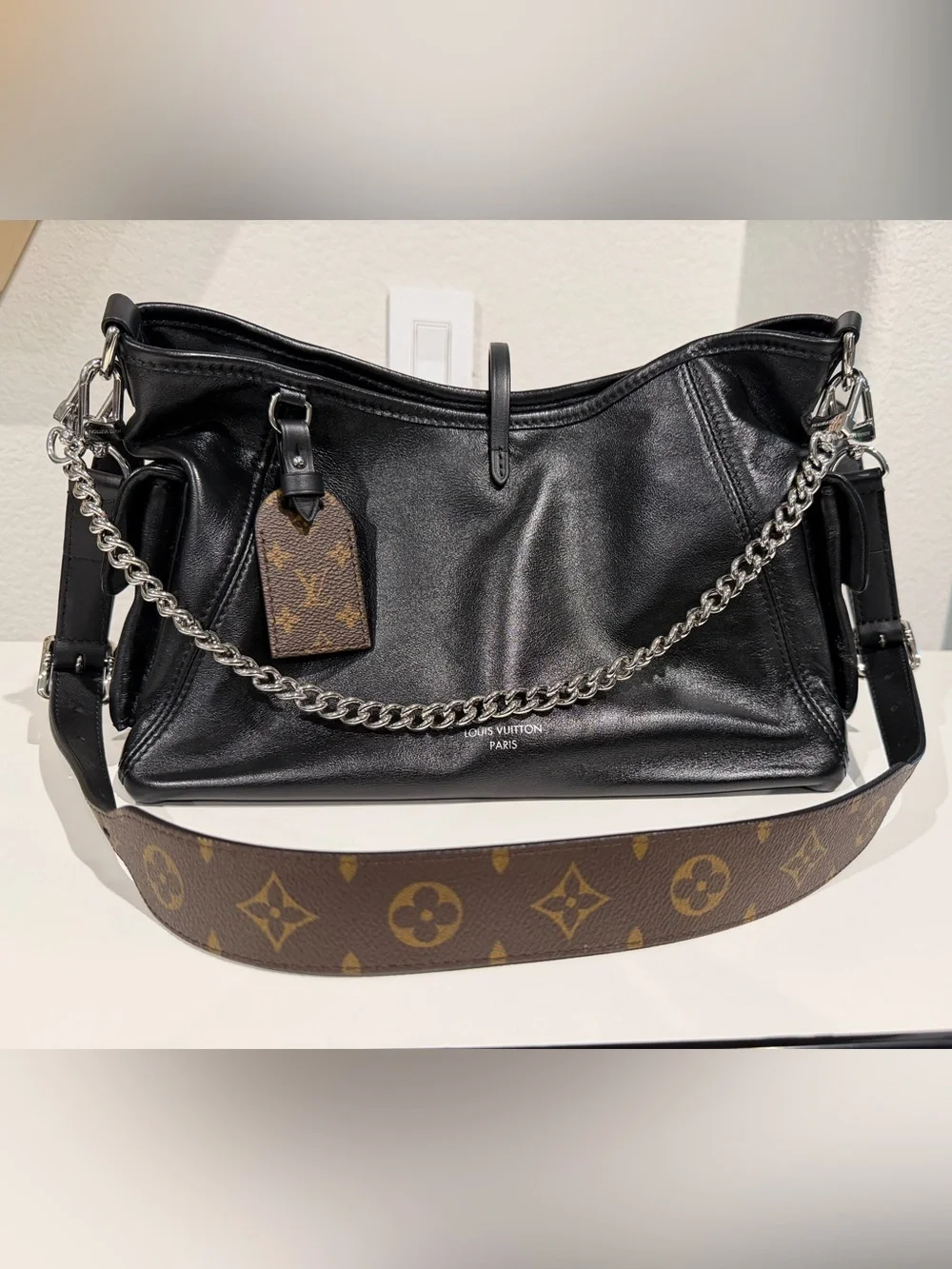Louis Vuitton Carryall Vibe Cargo PM (LIKE NEW)